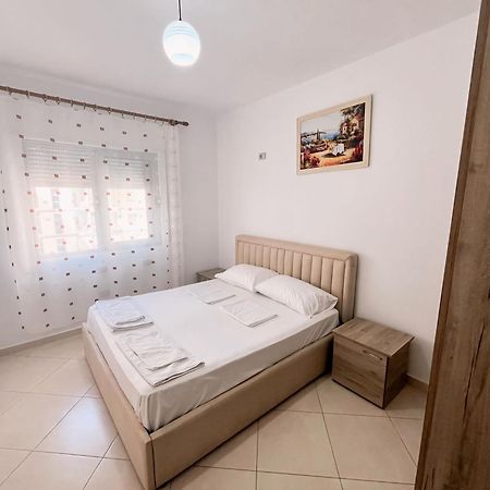 Vlorë Gerald'S Central Apartments מראה חיצוני תמונה