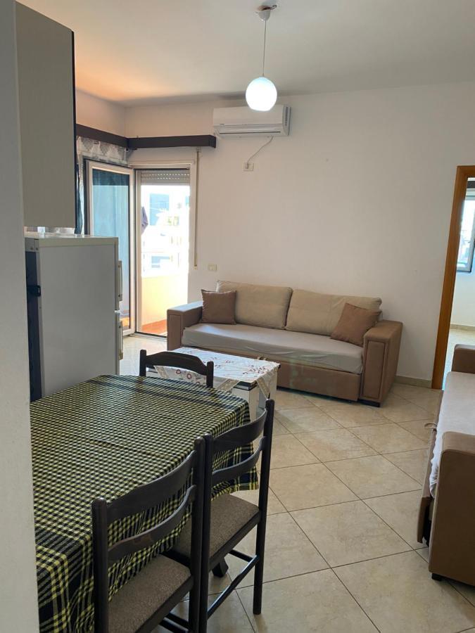 Vlorë Gerald'S Central Apartments מראה חיצוני תמונה