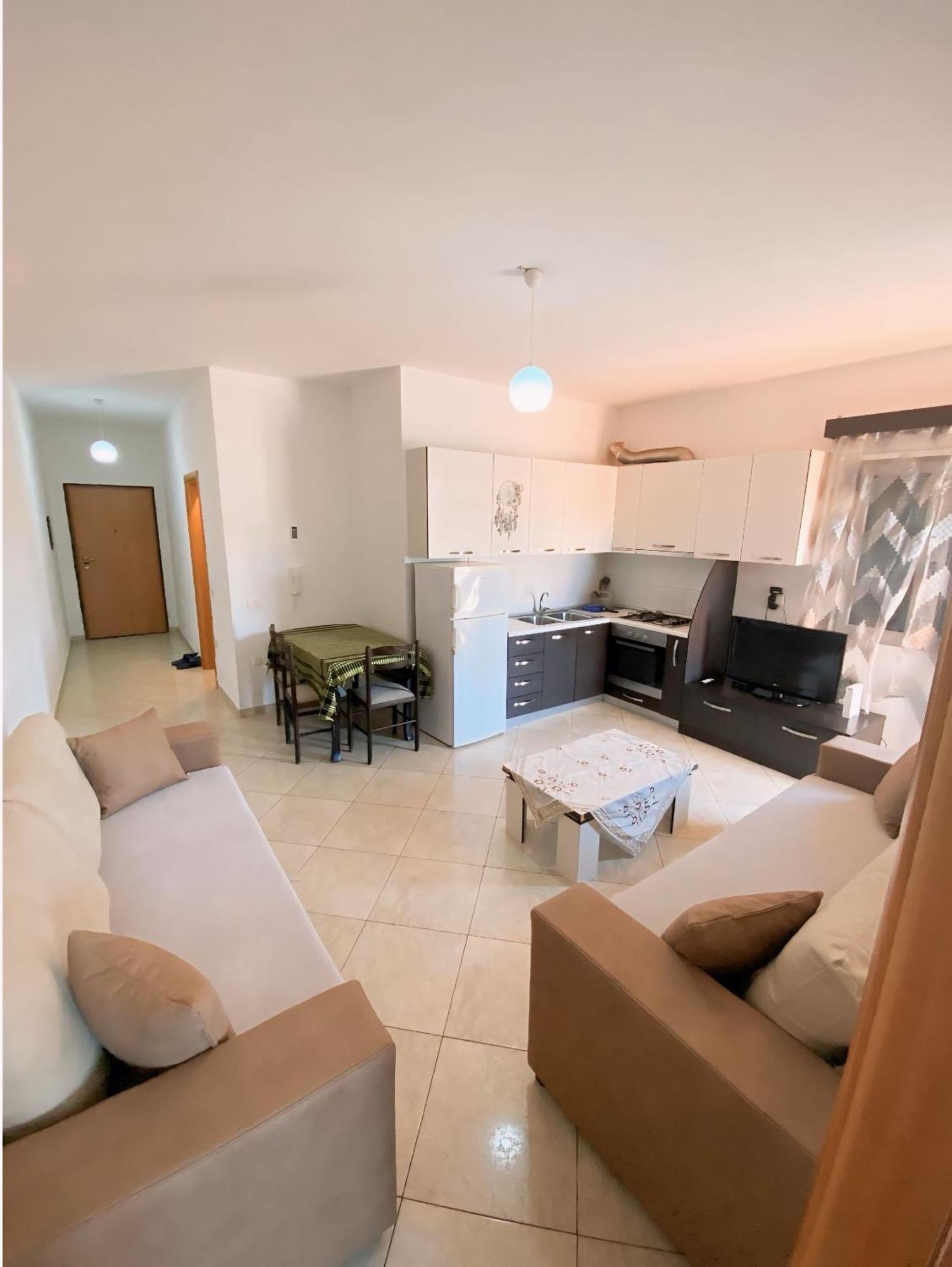 Vlorë Gerald'S Central Apartments מראה חיצוני תמונה