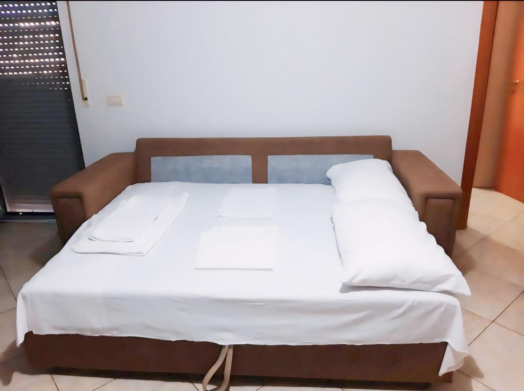 Vlorë Gerald'S Central Apartments מראה חיצוני תמונה