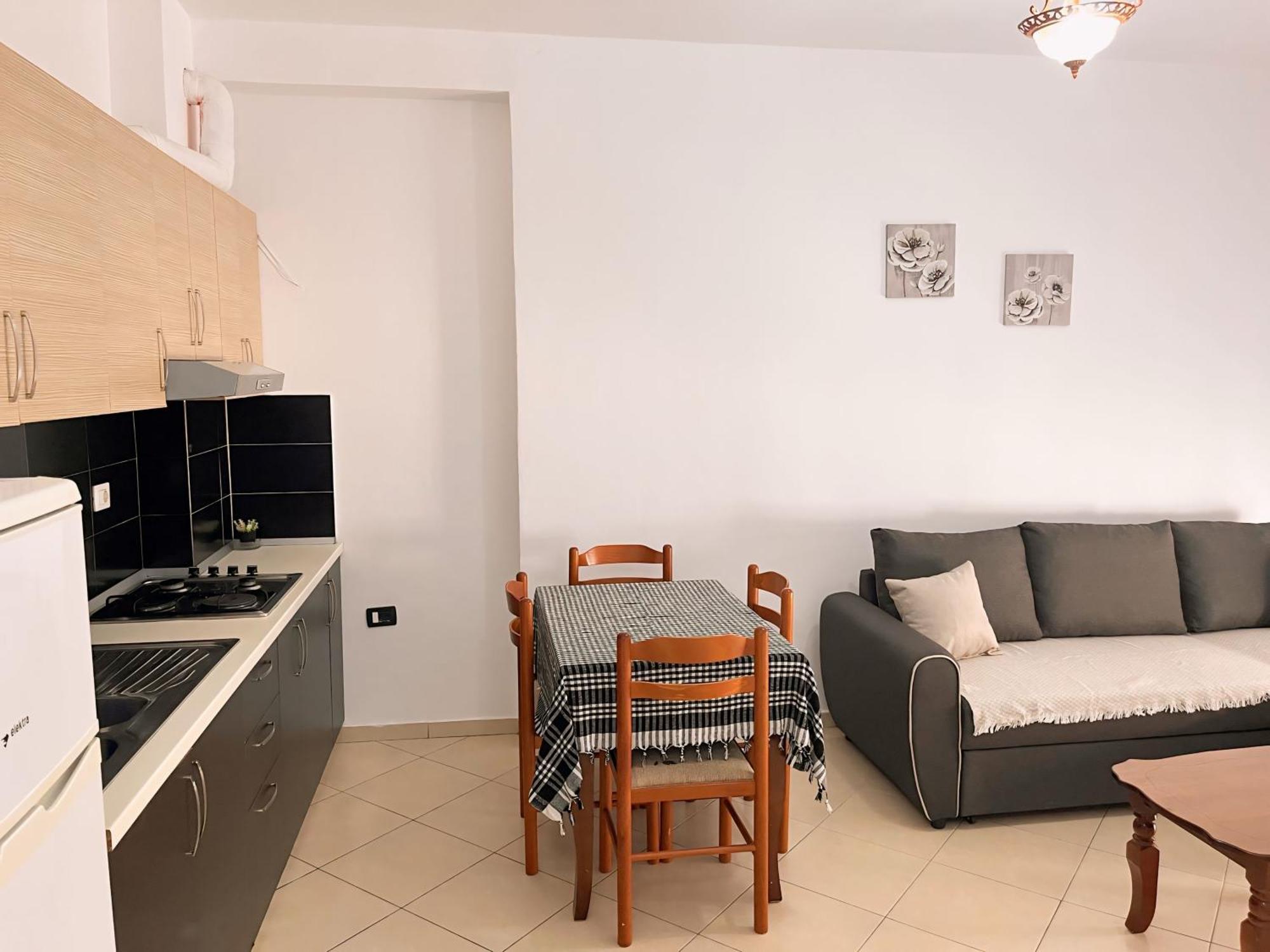 Vlorë Gerald'S Central Apartments מראה חיצוני תמונה