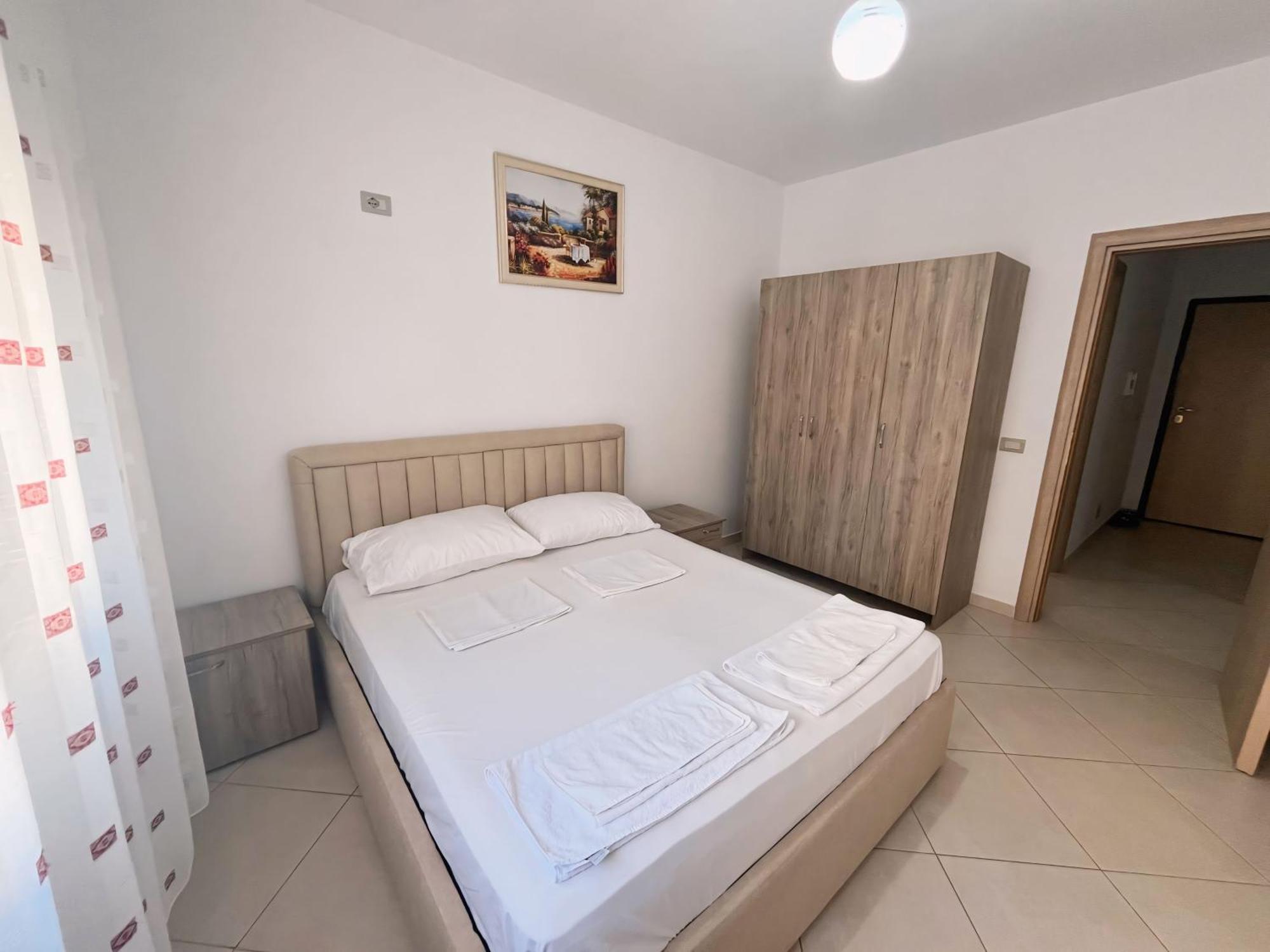 Vlorë Gerald'S Central Apartments מראה חיצוני תמונה